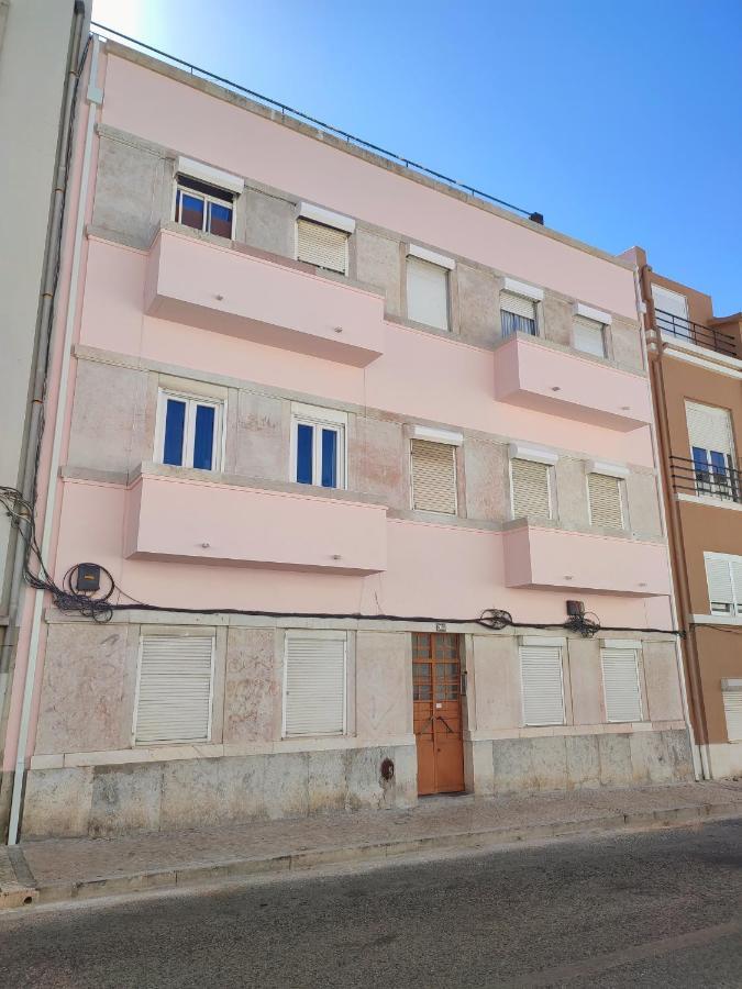 Wanderful Home - Travel Themed Apartment Lisboa المظهر الخارجي الصورة
